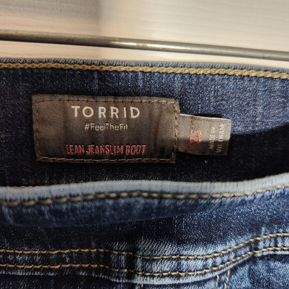 Torrid Feel the Fit Pull-on Lean Jean Slim Boot Size 2S (2X-18W/20W) - Picture 3 of 3